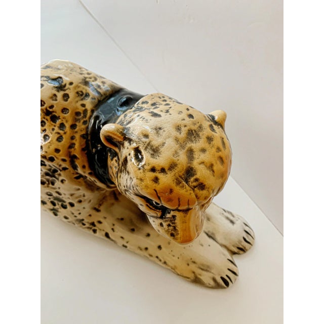 Large 1970 California Pottery Leopard Cat Sculpture, Glazed Ceramic Hollywood Regency Icon For Sale In Miami - Image 6 of 13