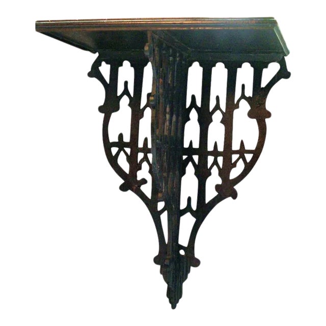 19th Century English Regency Chippendale Gothic Mahogany Wall Bracket For Sale
