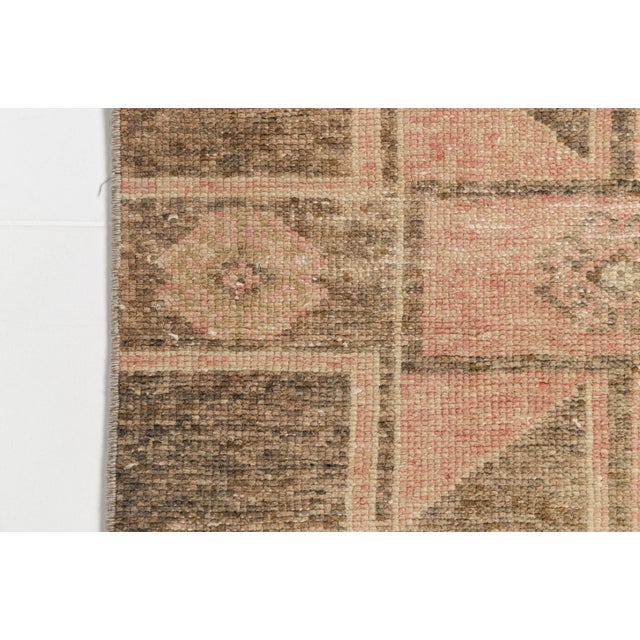 1950s Muted Salmon & Charcoal Gray Medallion Rug For Sale - Image 10 of 10