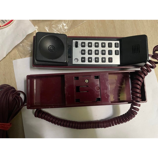 Mid-Century Modern Western Electric At&t Touch-a-Matic 300 Telephone Phone Burgundy Desk '80's MCM For Sale - Image 3 of 12