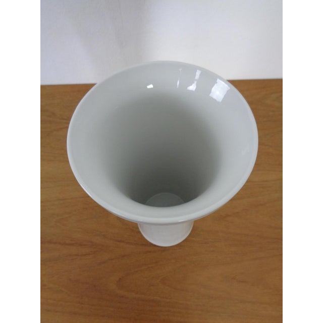 Salier Porcelain Vase by Siegmund Schütz for KPM Berlin, Germany, 1951 For Sale - Image 4 of 18