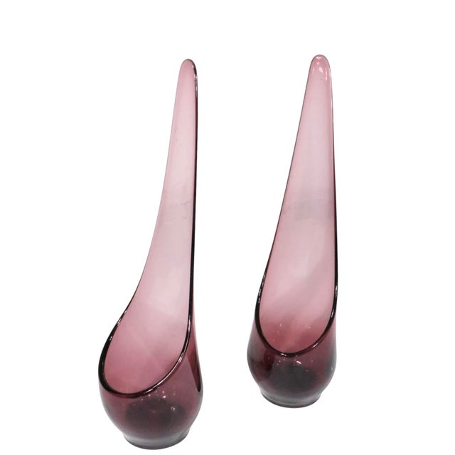 Purple Pair of Mid 20th Century Purple Viking Glass Company Taperglow Glass Candlesticks For Sale - Image 8 of 11