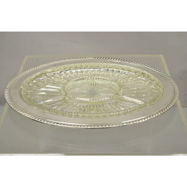 Traditional Vintage English Regency Style Silver Plated 12" Oval Serving Dish Platter For Sale - Image 3 of 13