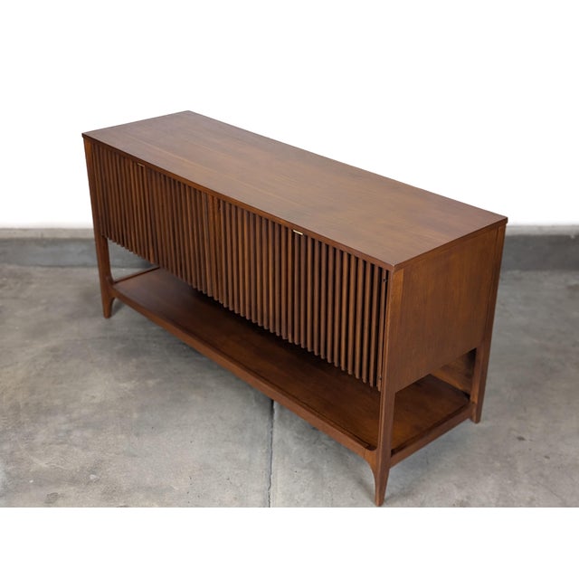 Mid Century Modern Walnut Console by Broyhill, Brasilia Collection, C1960s For Sale - Image 12 of 15