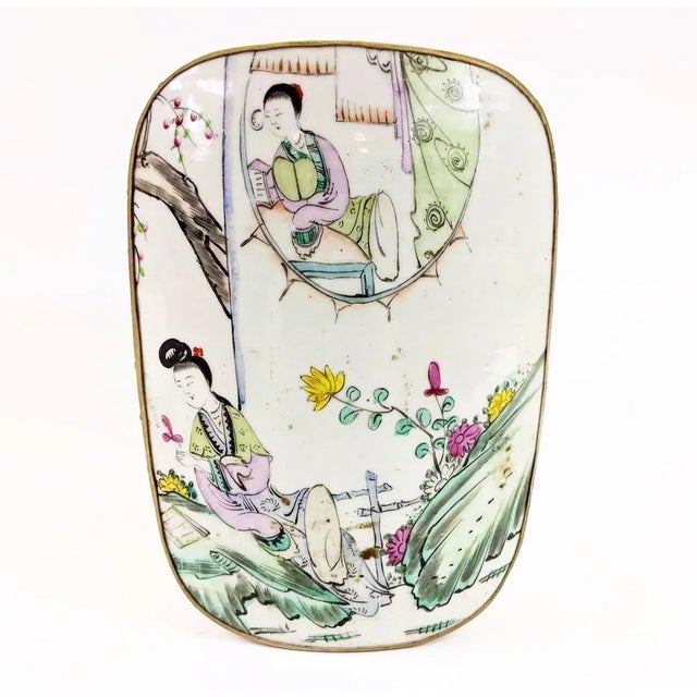 19th Century Large Chinese Porcelain Shard Box of Ladies in a Garden For Sale - Image 4 of 4