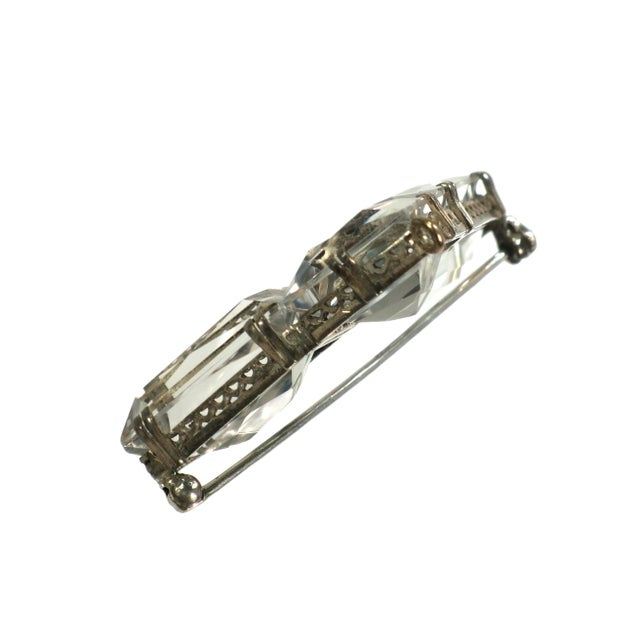 Transparent Vintage Rock Crystal & Sterling Victory Brooch 1940s For Sale - Image 8 of 9
