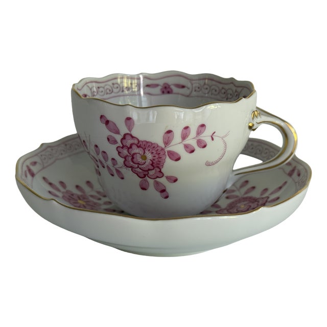 Neuer Auschnitt Coffee Cup and Saucer with Purple Indian Painting and Gilt Rim from Meissen, 1990s, Set of 2 For Sale