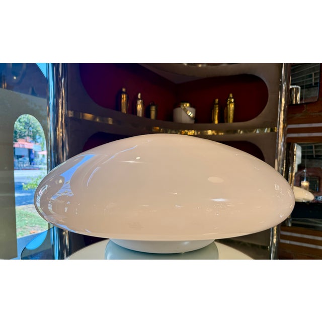 "Magnolia" Opaline Lamp by Sergio Mazza for Quattrifoglio, 1970s For Sale In Los Angeles - Image 6 of 8
