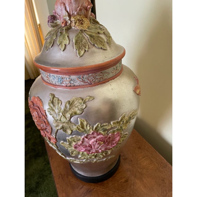 Traditional Vintage Hand Painted Ginger Jar Table Lamp For Sale - Image 3 of 5