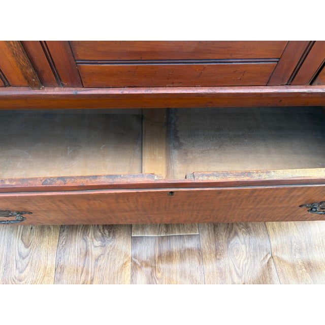 Antique Late 19th Century English Victorian Mirrored Wardrobe Armoire For Sale In Charleston - Image 6 of 9