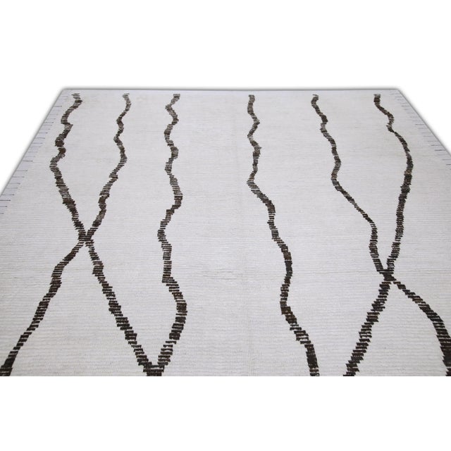 21st Century Modern Moroccan Wool Style Rug 7'11"x10'8" For Sale - Image 4 of 7