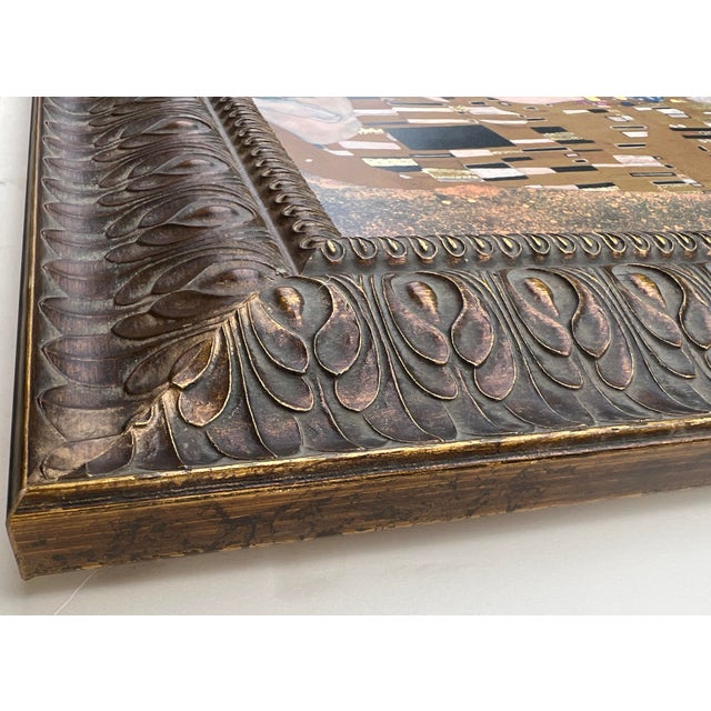 Gustav Klimt Vintage 1995 Poster of "The Kiss" by Top Art Milano, Framed Reproduction For Sale In Sacramento - Image 6 of 18