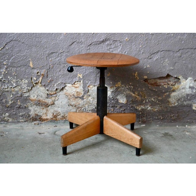 This workshop stool with a warm patina is practical and beautifully industrial. Ultra stable, it will be of great use...