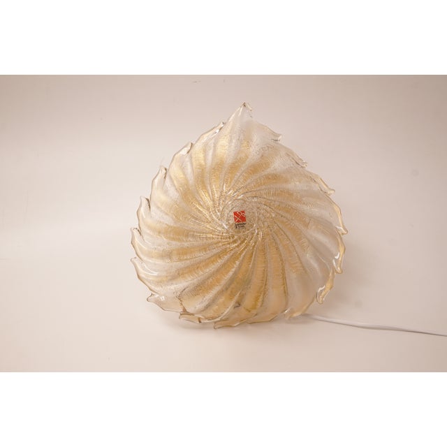 Vetri Murano Glass Wall Lamp with Gold Inclusions from Barovier & Toso, 1960s For Sale - Image 4 of 9