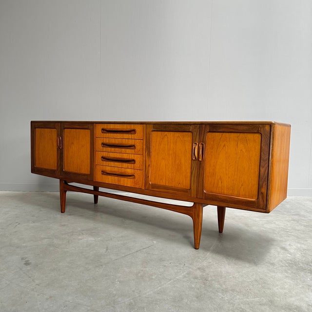 1960s Vintage Sideboard in Teak by V. Wilkins for G-Plan, 1960s For Sale - Image 5 of 18