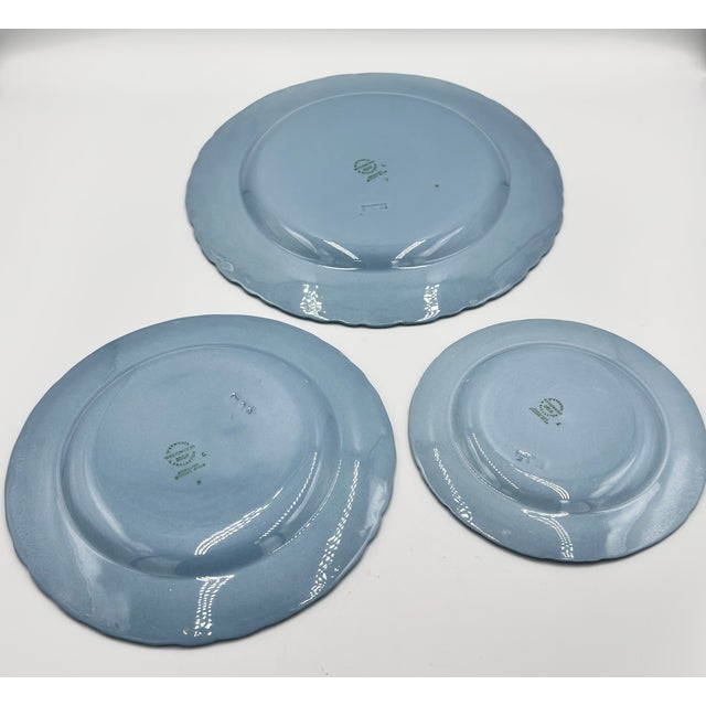 1950s Wedgwood Embossed Queens Ware Dinner Salad Dessert Plates United Kingdom - 3pc For Sale In Palm Springs - Image 6 of 9