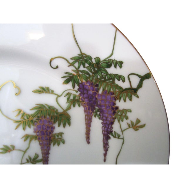 Art Deco 1950s Koshida Wisteria Garland Hand Painted Vintage Luncheon Tea Dessert Plate For Sale - Image 3 of 10