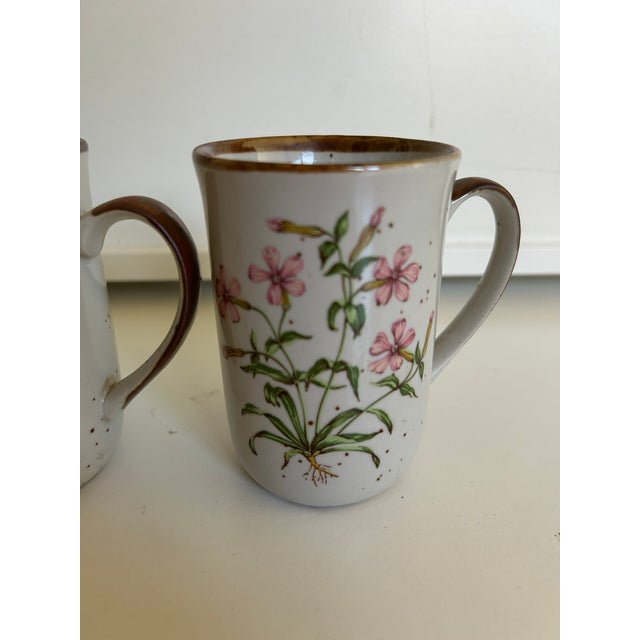 French Country Vintage Field Daisy Sweet Clov Wild Pink Buttercup Mixed Flowers Mugs- Set of 4 For Sale - Image 3 of 5