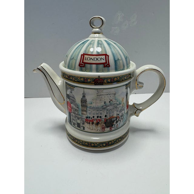 Sadler China Late 20th Century English Sadler “Horseguards” Porcelain Teapot — London Heritage Collection, Designed by David Birch For Sale - Image 4 of 9