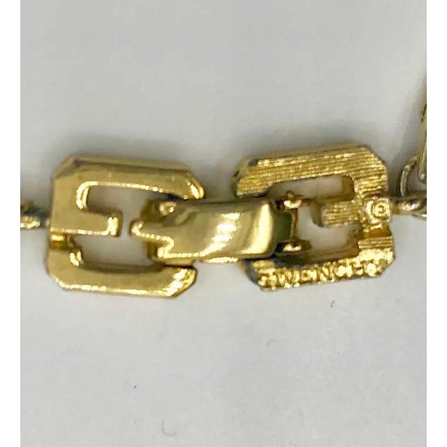Givenchy Vintage Givenchy Modernist Gold-Tone Snake Chain Choker Necklace With Double-G Clasp For Sale - Image 4 of 5