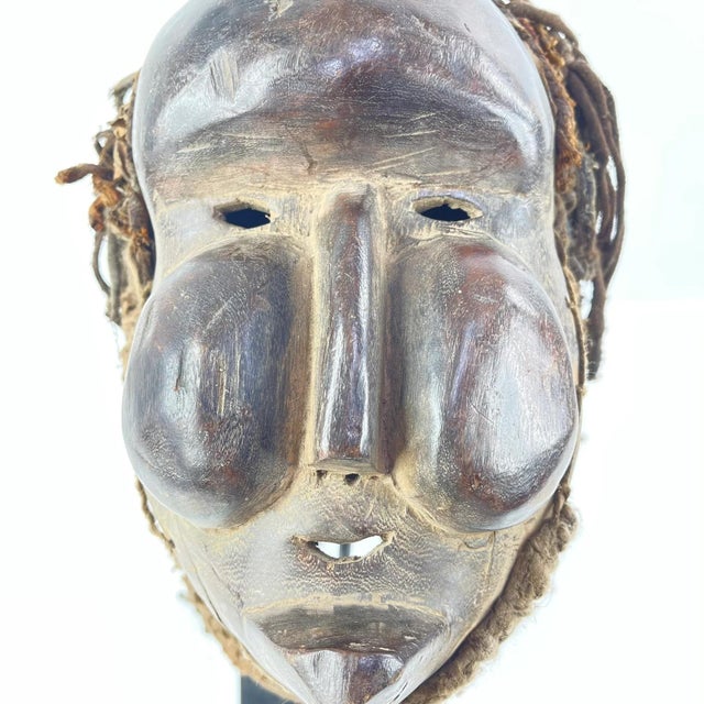 African Early 20th Century Dan Deangle Mask For Sale - Image 3 of 7