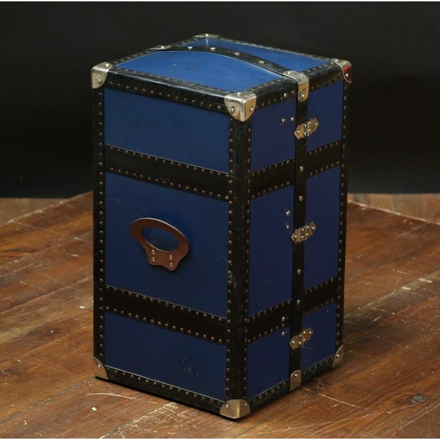 Blue Wardrobe Trunk for Dolls from the Cosmopolis Brand, 1920s For Sale - Image 6 of 10