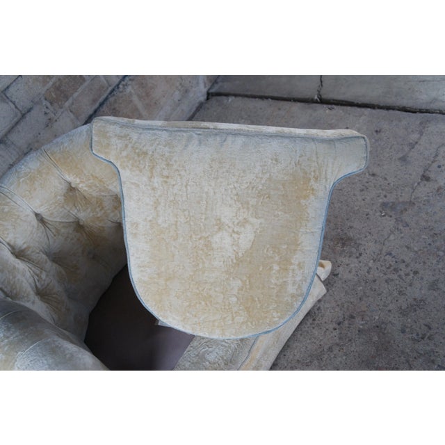 Mid 20th Century Hickory Tavern Mid Century Velvet Barrel Back Tufted Lounge Arm Chair For Sale - Image 6 of 13