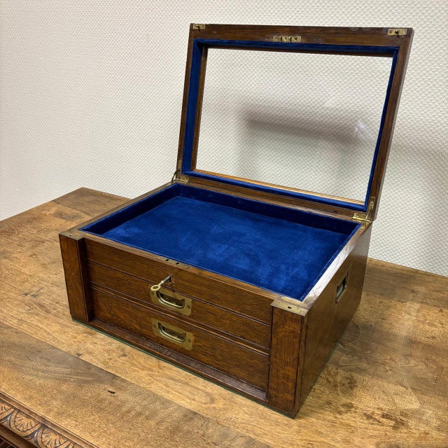 Jewelers Box in Oak, 1930s For Sale - Image 10 of 18