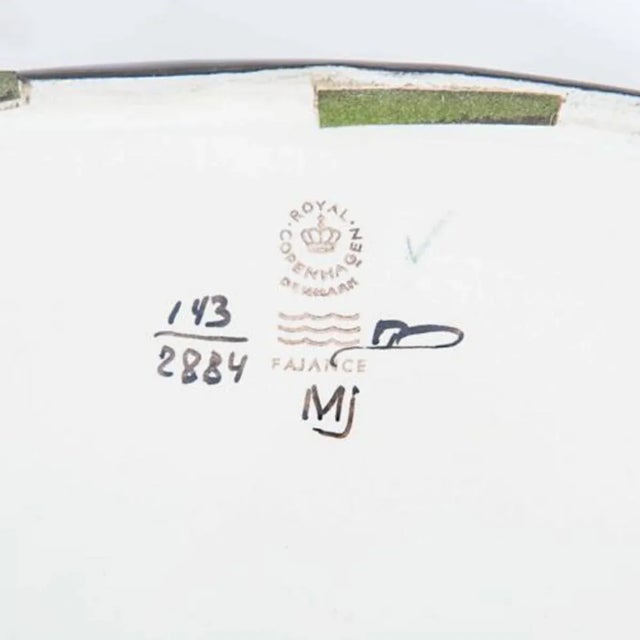 Mid-Century Faïance Bowls and Lamp Foot by Nils Thorsson for Royal Copenhagen, Set of 5 For Sale - Image 11 of 13