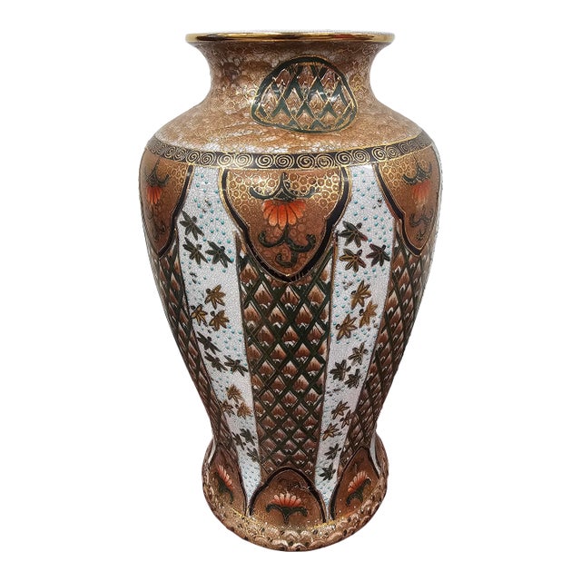 19th Century Meiji Japanese Satsuna Enanel Porcelain Vase For Sale