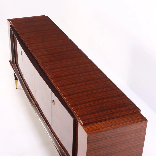 A French Art Deco Style Exotic Wood Sideboard / Buffet, C. 1945. For Sale In Philadelphia - Image 6 of 7