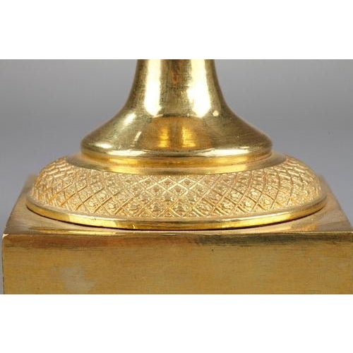 Opaline Medicis Vase in the style of La Fontaine, 1820 For Sale - Image 15 of 17