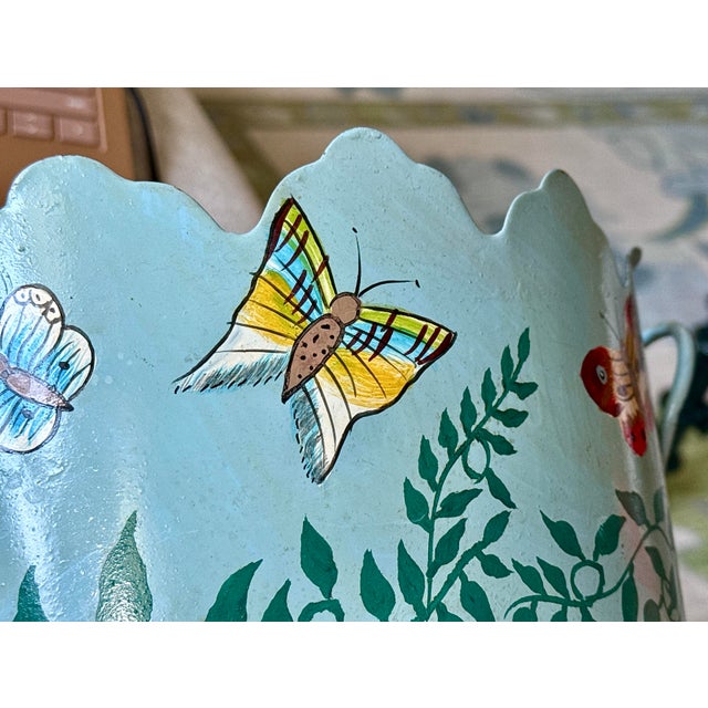 Metal Late 20th Century Tole Ware Hand Painted Scalloped Planter For Sale - Image 7 of 7