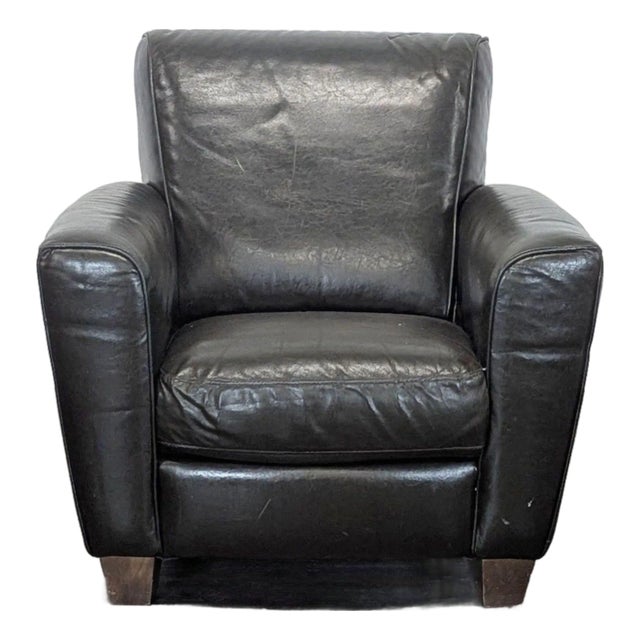 Natuzzi Leather Lounge Armchair - Comfortable Modern Seating For Sale