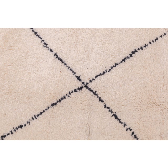 Fine Vintage Moroccan Wool Rug 5'8'' X 8'6'' For Sale - Image 4 of 8