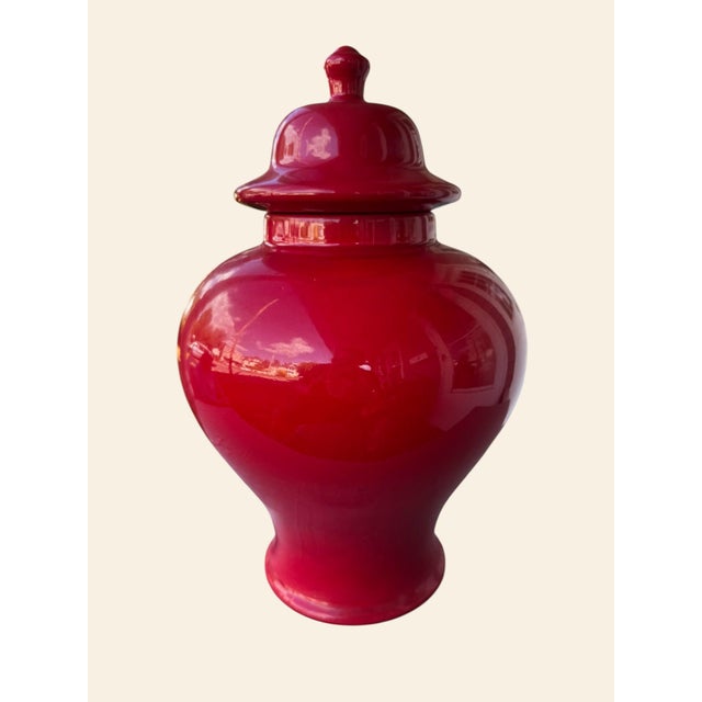 Red Ceramic Ginger Jar • Vintage Hollywood Regency Accent • 14" Tall For Sale - Image 6 of 7