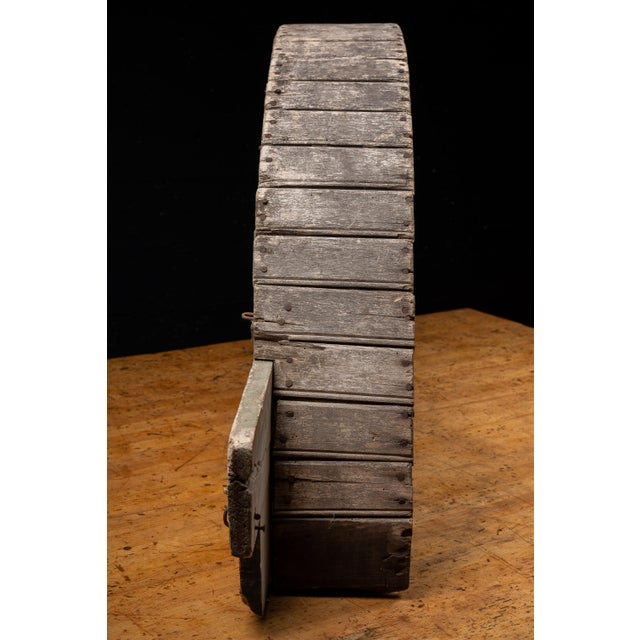 Early 20th C. "Hub City" Feed Cutter Wooden Sign by Albrecht, Fuchs & Thurmann For Sale - Image 14 of 16