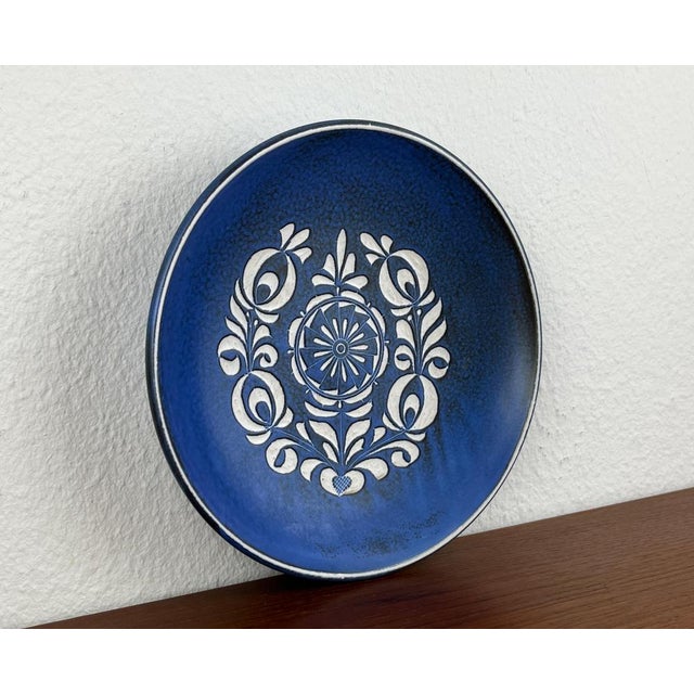Mid-Century Modern Mid-Century German Studio Pottery Wall Plate from Thoms Keramik, 1960s For Sale - Image 3 of 16
