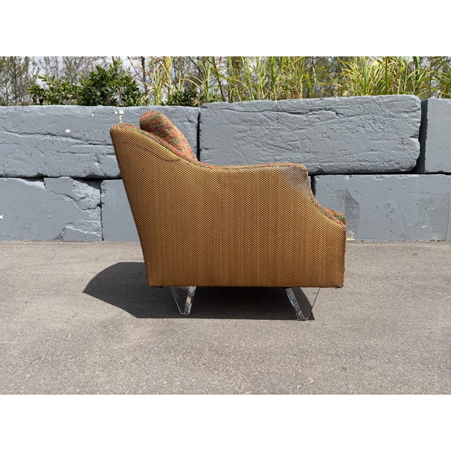 1990s Designer Lounge Chair and Ottoman, Lucite Legs For Sale - Image 9 of 11