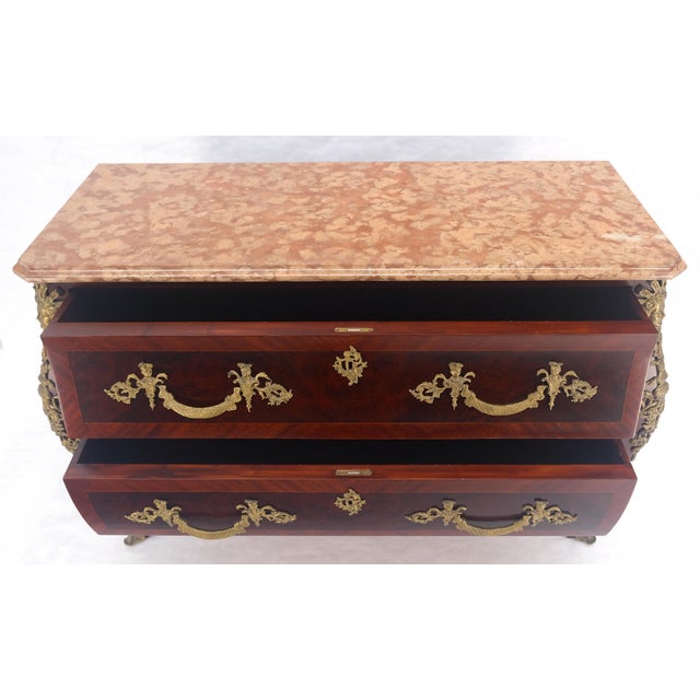 Louis XV Bombe Style Bronze Mounted Mahogany Rouge Marble Top Commode Dresser For Sale - Image 16 of 17