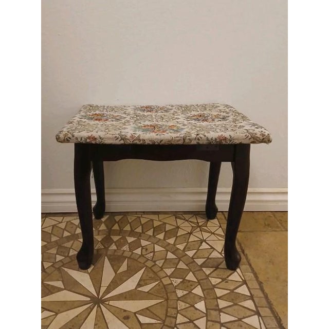 2000 - 2009 2008 Vintage Vanity Bench Mahogany Queen Ann Tapestry Dressing Bustle Foot Stool For Sale - Image 5 of 18