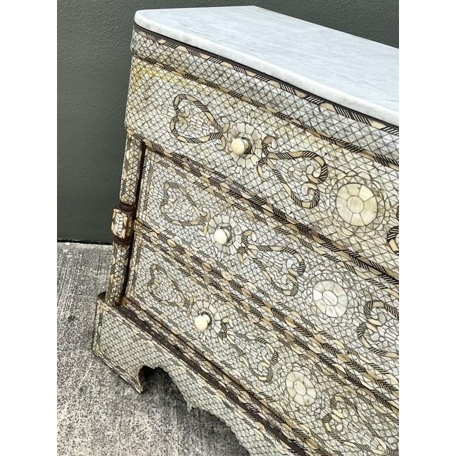 Late 20th Century Vintage Mother of Pearl Inlay Chest of Drawers For Sale - Image 5 of 14