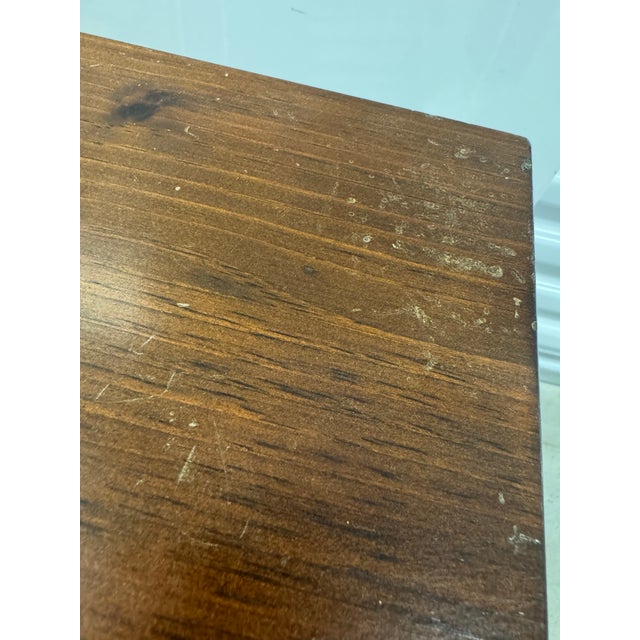 Mid 20th Century Mid Century Modern Spindle Magazine Rack Table For Sale - Image 5 of 5
