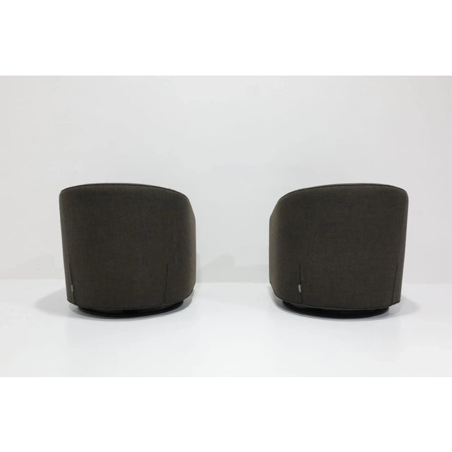 Mid 20th Century Minotti Portofino Swivel Lounge Chairs, Pair For Sale - Image 5 of 10