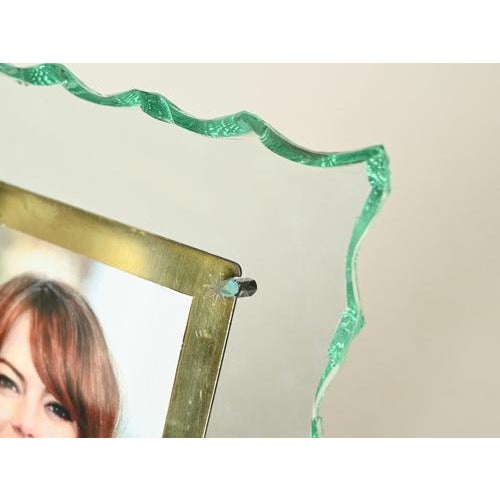 Large Nile Green Chiseled Crystal and Brass Photo Frame from Fontana Arte, Italy, 1940s For Sale - Image 11 of 15