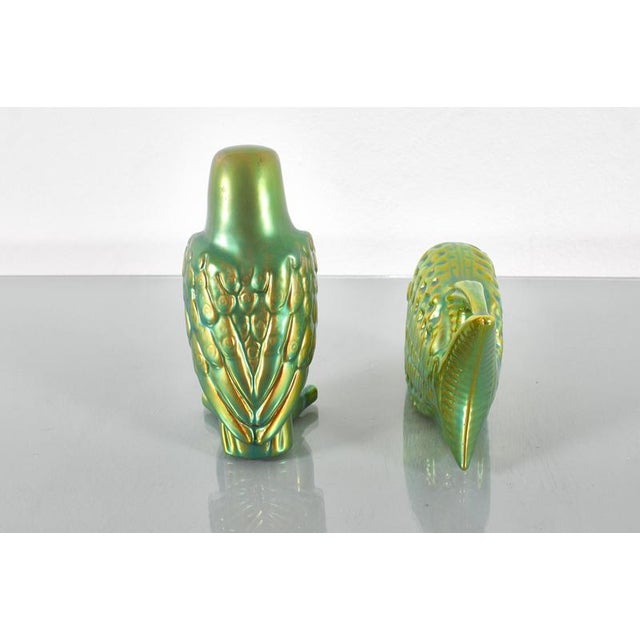 1970s Art Deco Eosin Green Glazed Ceramic Figures by J. Nador for Zsolnay, Hungary, 1970s, Set of 2 For Sale - Image 5 of 15