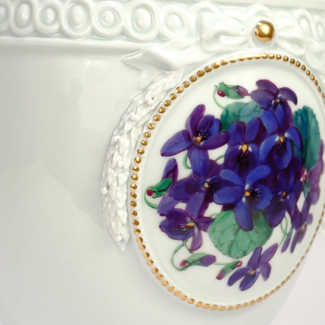 Antique Meissen Jugendstil Porcelain Covered Urn or Vase With Pansies & Violets For Sale - Image 18 of 18