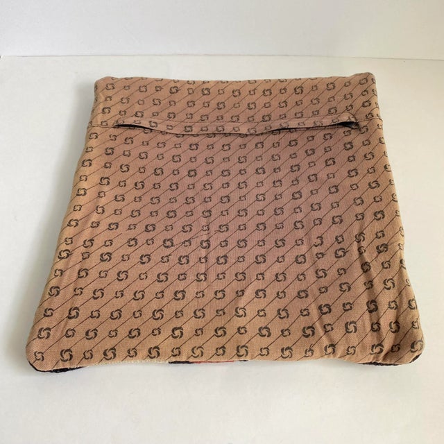 Vintage Kilim Rug Pillow Cushion Cover Moroccan Style Aztec Print Textile For Sale - Image 6 of 10