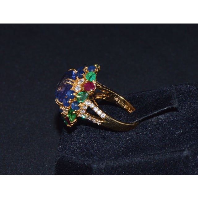 Gia Natural 11.84cts vs F Diamond No Heat Sapphire Ruby Emerald 18k Gold Dinner Cocktail Ring, Size 6.75 For Sale In Dallas - Image 6 of 13