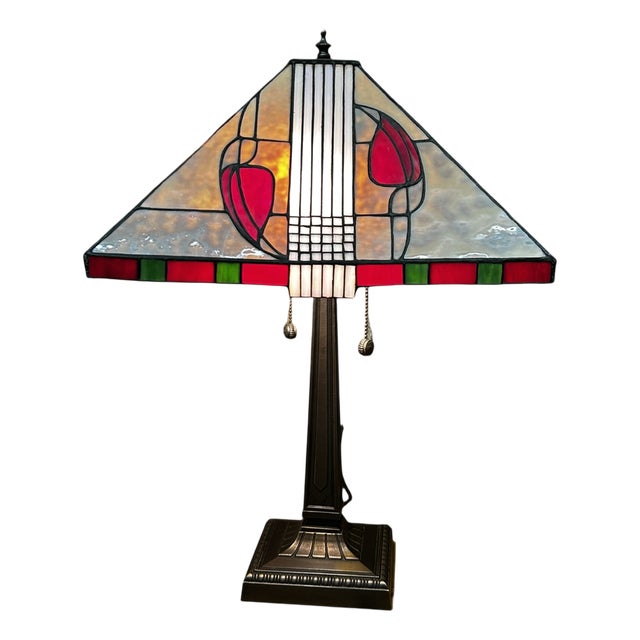 Stained Glass Lamp in the style of Tiffany, 1900s For Sale